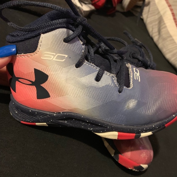 red white and blue steph curry shoes